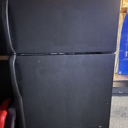 Free Refrigerator (NOT WORKING)