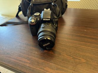 Nikon D3300 With Accessories