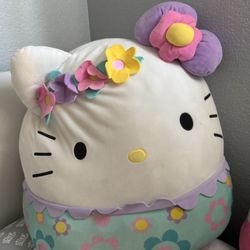 Hello Kitty Squishmallow