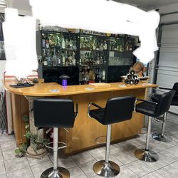 Full Bar  (man cave) bottles and Glasses are not included (this is not free)