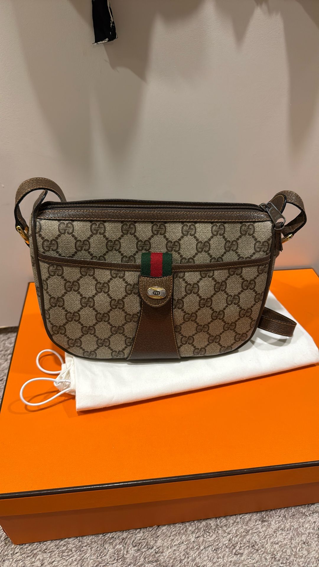 Gucci Sherry Line Shoulder Bag