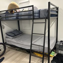 Beni Bed 