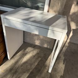 IKEA White Small Desk 