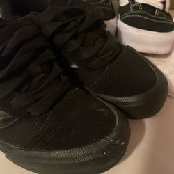 Vans Shoes  Size 5.5