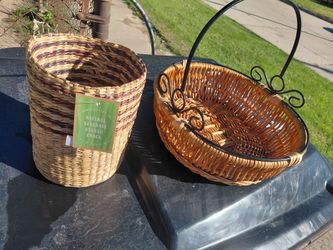 2 baskets