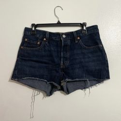 Levi’s 501 Dark Wash Shorts Mid Rise Cut Off Raw Hem Blue Denim Jean Shorts