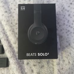 Beats solo 3 headphones 