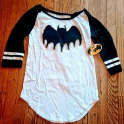 LADIES, WOMEN Girls Jerseys  Shirt SIZE 11/13 