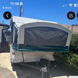Pop up camper