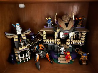 LEGO Ninjago Enter The Serpent