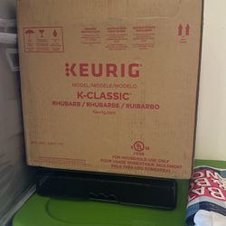 Keurig Coffee Maker Plus K-Cups Container