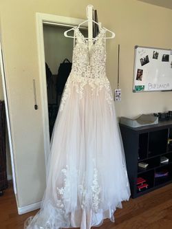 Wedding dress size 6