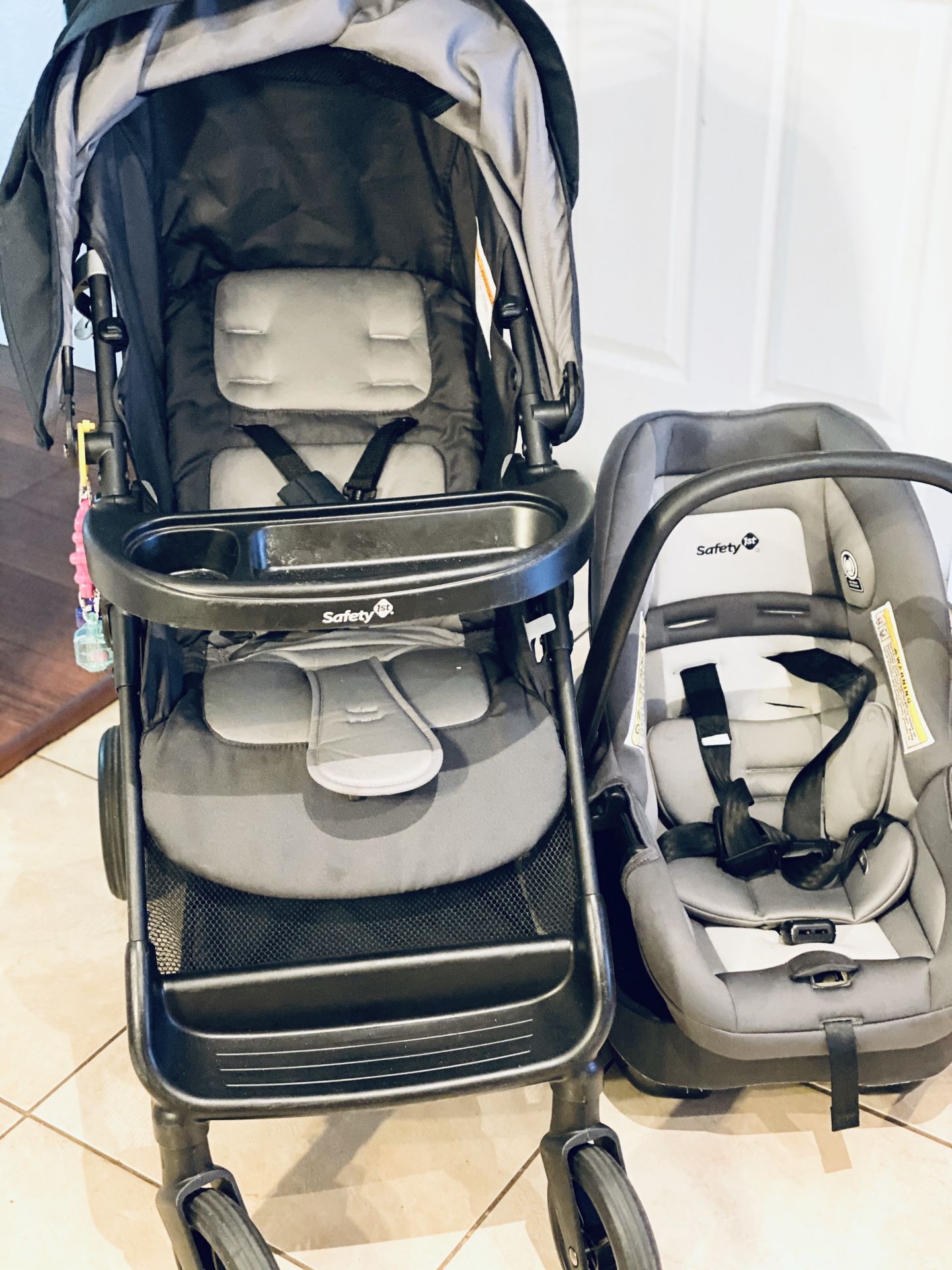 Safety 1st car seat and stroller