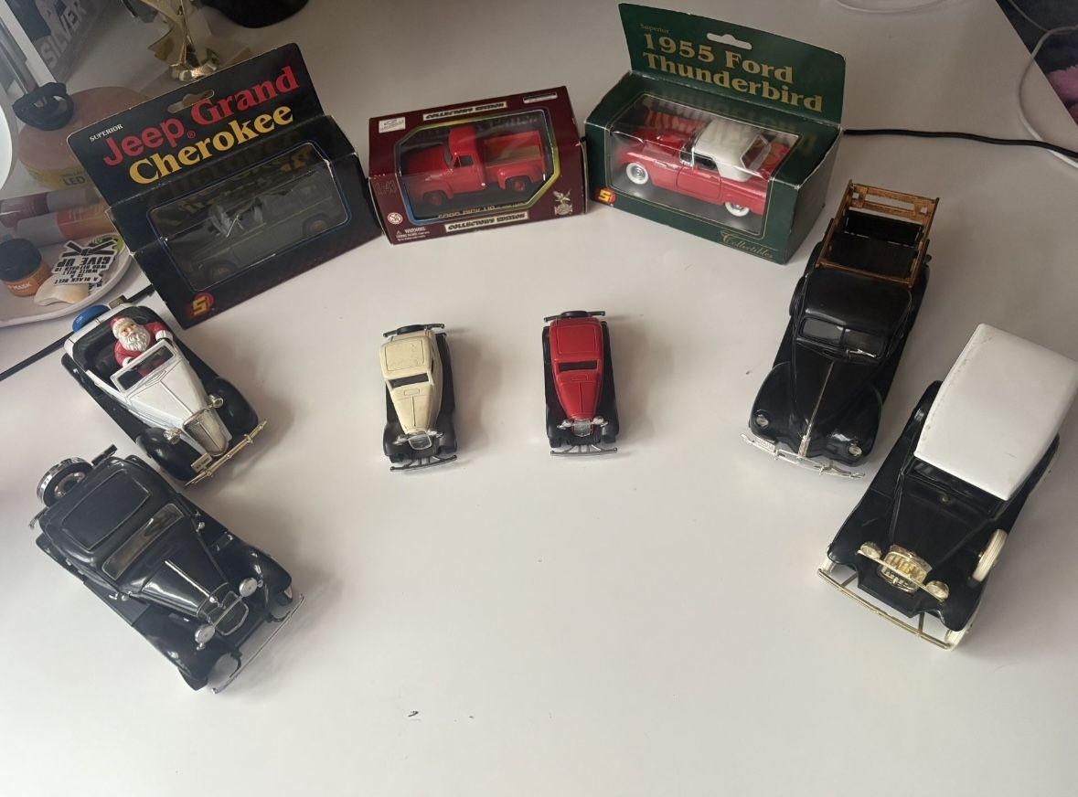 Collection Antique Vintage Cars