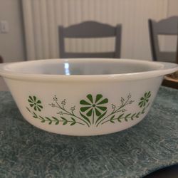 Vintage Pyrex Mixing Bowls