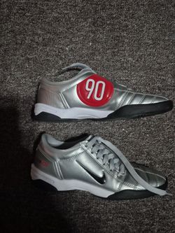 Woman sneakers
