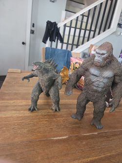 Godzilla and  kong statue