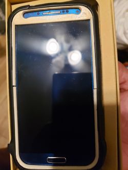 Sprint Blue Galaxy S4 With Box