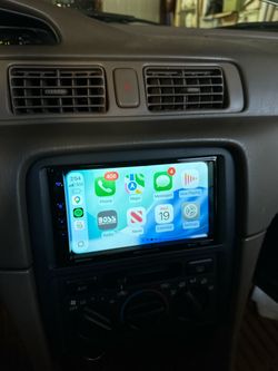 Car radio CarPlay stereo
