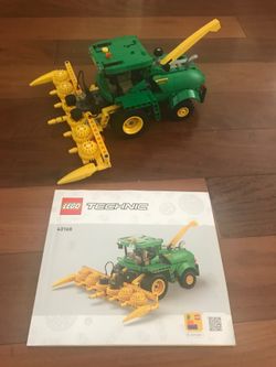 LEGO TECHNIC: John Deere 9700 Forage Harvester (42168)