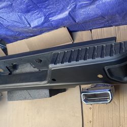 Chevy Silverado 1500 Rear Bumper Dual Exaust Sensors Type19to 25 Textured Blk aftermarket 