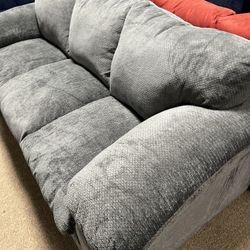 Brand New Cozy Plush Couch And Loveseat 