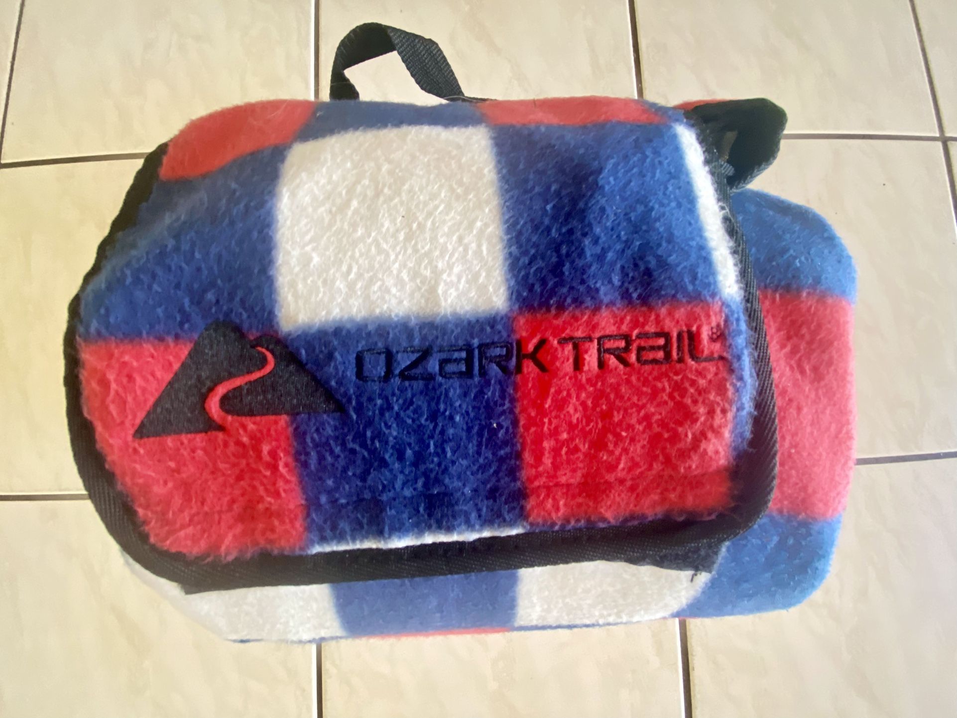 Thermal blanket, Candle stick holders