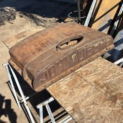 John Deer Front Engine Cover D1947R 