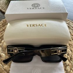 Versase Sunglases