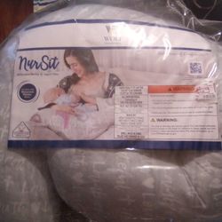 Wolf Essentials NurSit Multipurpose Nursing Support Pillow