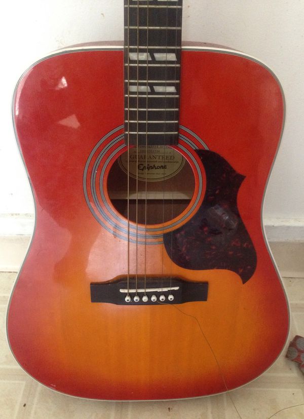 Epiphone Hummingbird Artist Acoustic Guitar, broken string
