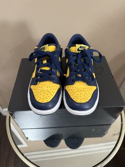 Nike Dunks Low