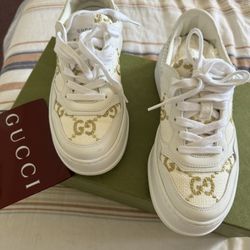 Gucci Shoes 