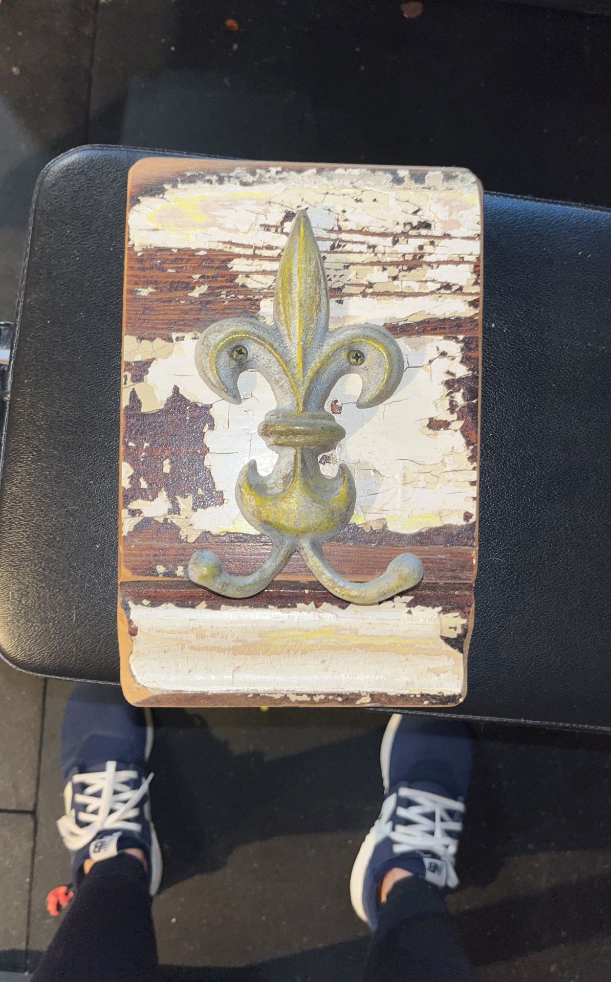 New Orleans Fleur De Lisa Coat Hook Decor