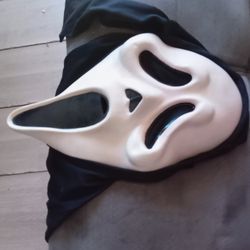 SCREAM Mask Easter Unlimited Inc. Ghostface MK Weeping Partial Shroud Adult