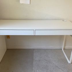 IKEA MICKE Desk - White 