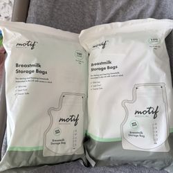 Motif Breastmilk Storage Bags