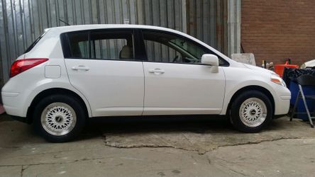 2011 nissan versa!