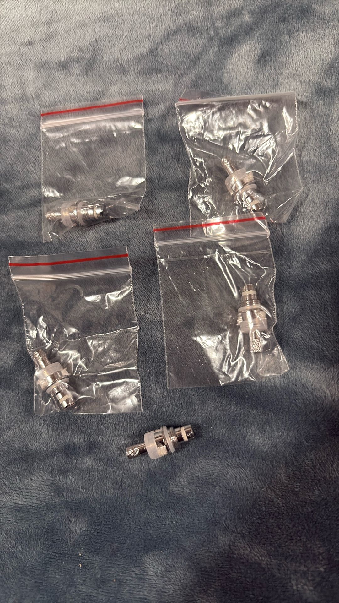 Pomona Electronic Parts 5285