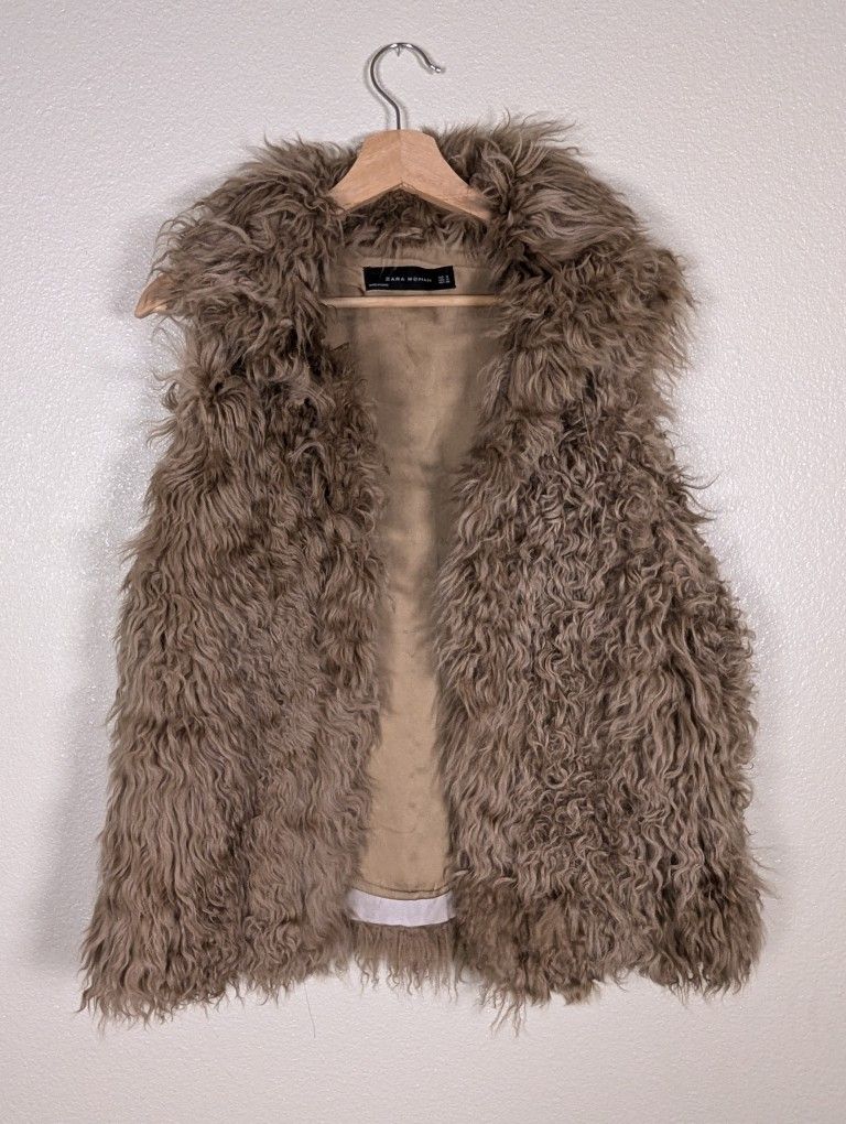 Zara Women's Medium Brown Faux Fur Vest