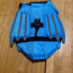 Dog Life Jacket Size Small To Medium $15 Dollar Each 