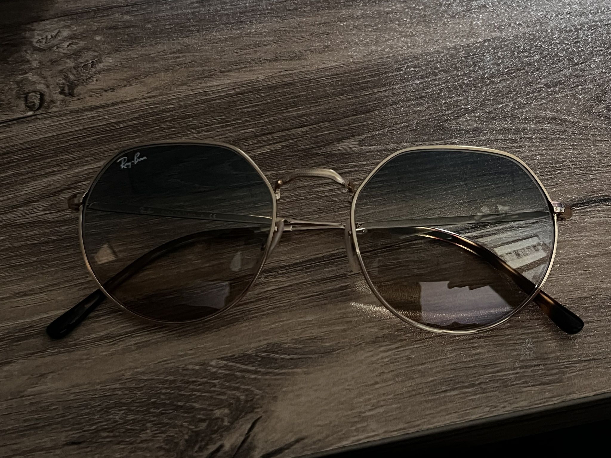 Women’s Ray Ban