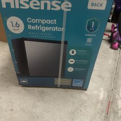  Brand new Mini fridge 1.6 cu ft