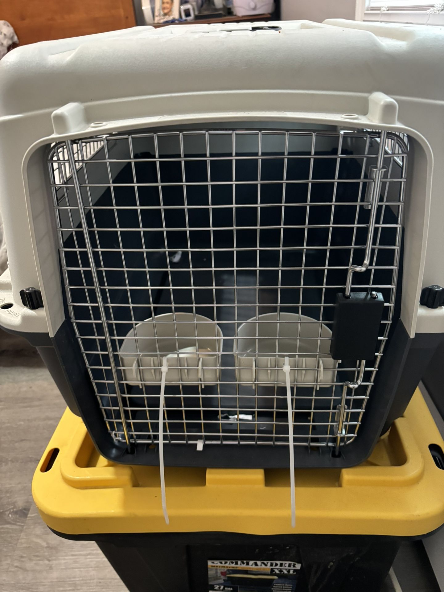 Travel Crate Medium.