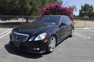 2010 Mercedes Benz E350, clean title