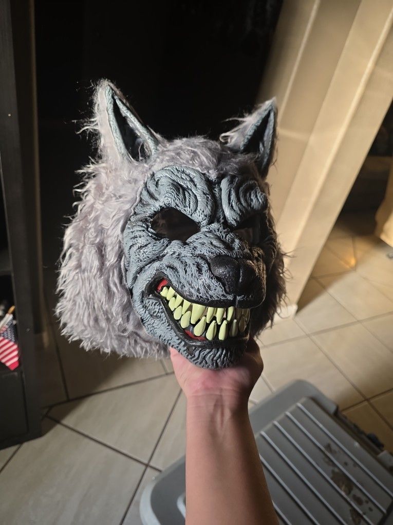 Wolf Mask