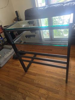 Computer desk
