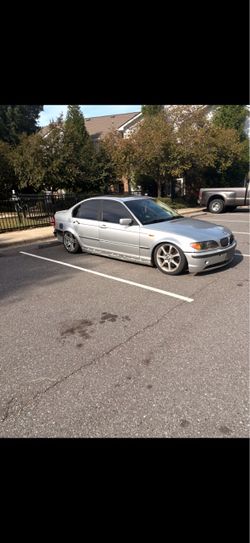 2004 BMW 325i