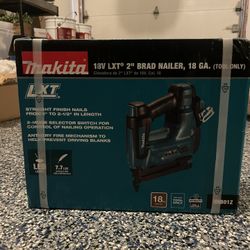 MAKITA BRAD NAILER [NUEVA][NEW]