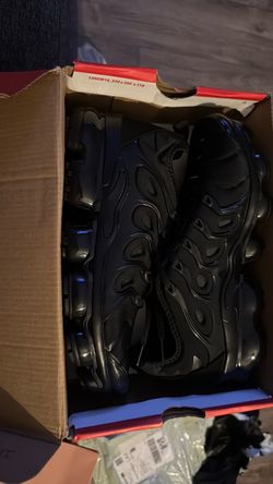 New air vapor max black